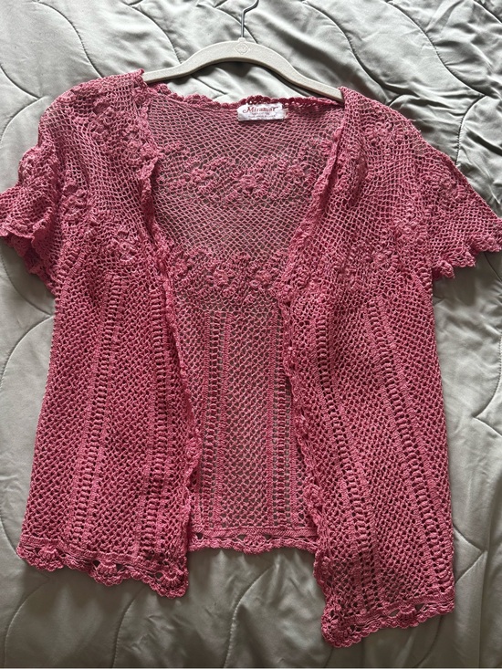 Miramar Tops - Vintage Pink Crochet Openwork Short-Sleeve Cardigan